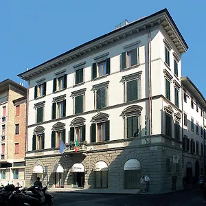 Hotel Arizona, Florence