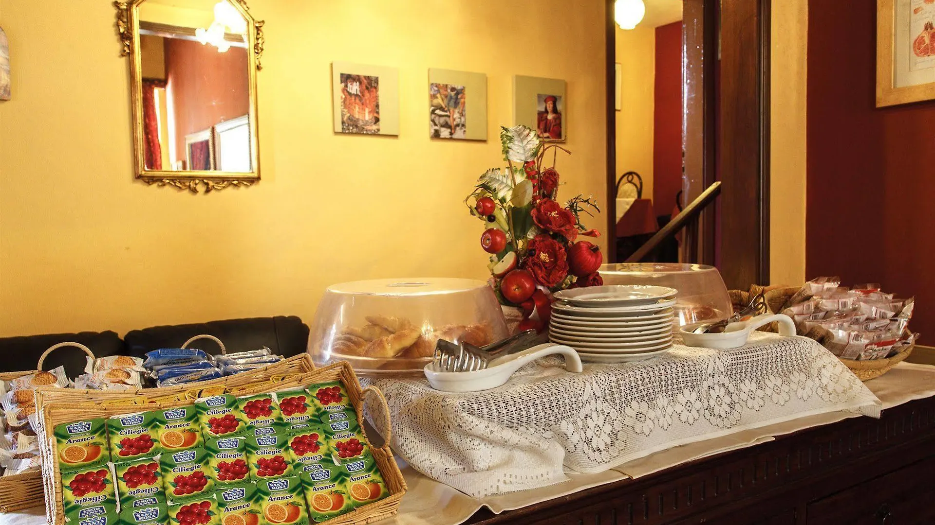 Hotel San Lorenzo Florence 2*,