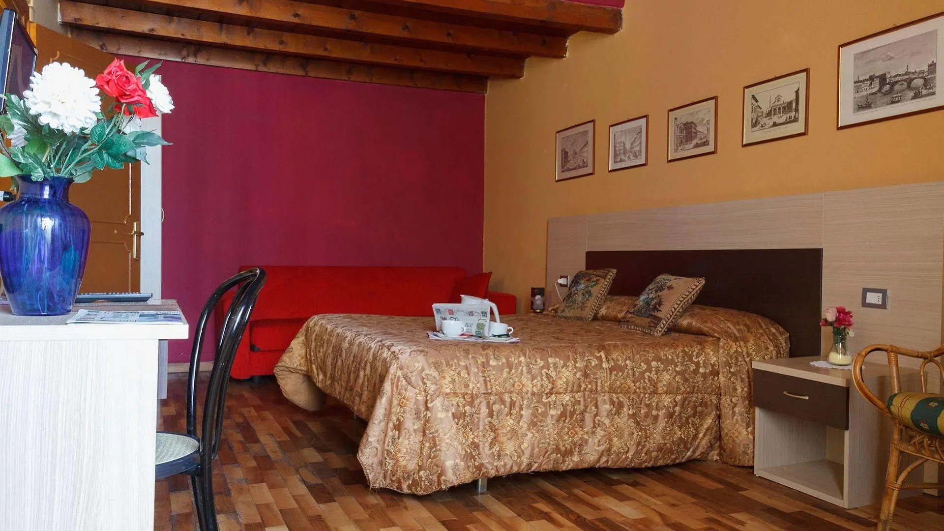 Hotel San Lorenzo Florence 2*,  Italy